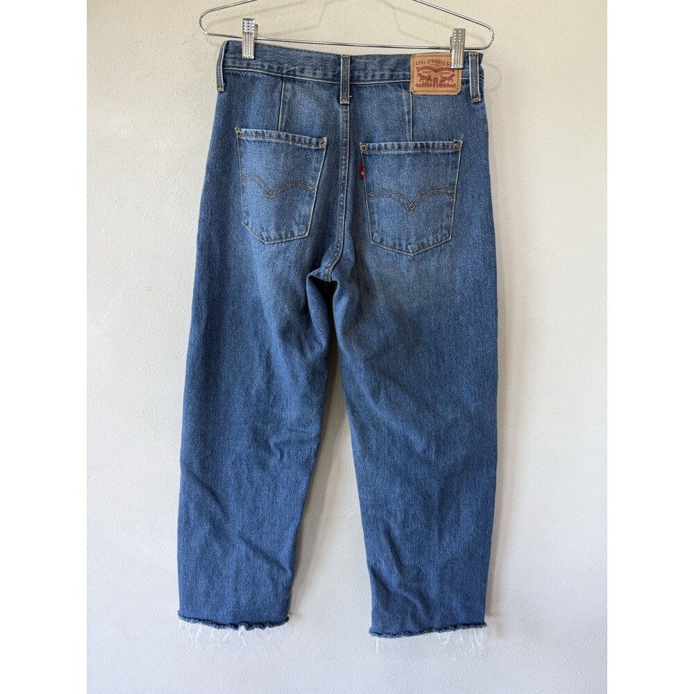 Levi's Levis Women's 94’ Baggy Wide Leg Medium Wash Jeans 26 Cut Off Denim Pants - Picture 4 of 5
